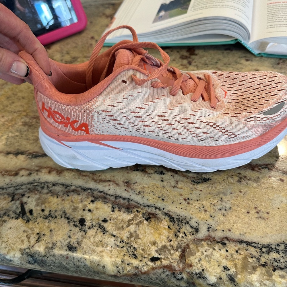 Hoka Clifton 8 women’s sneakers